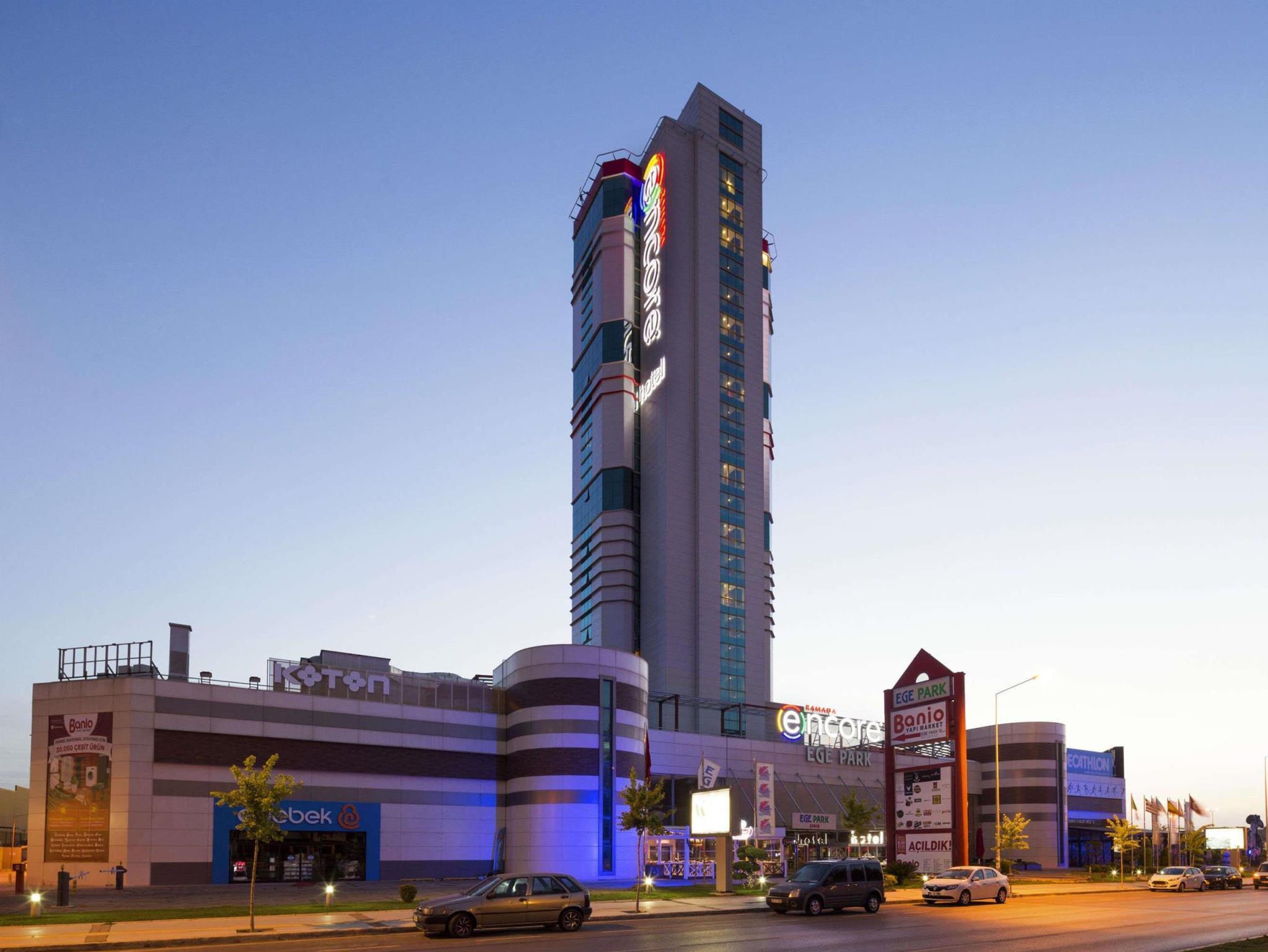 Ramada Encore By Wyndham איזמיר מראה חיצוני תמונה